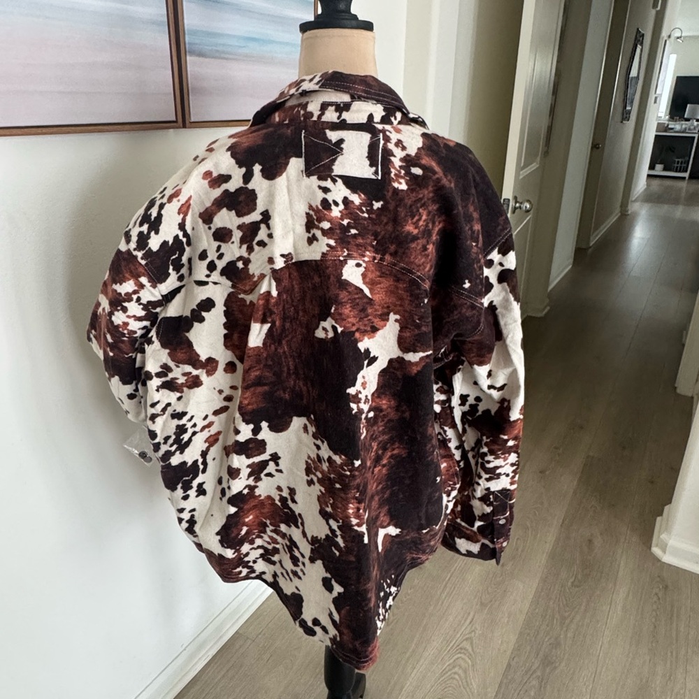 We The Free Brown and Cream Teddy Jacket - Picture 6 of 16